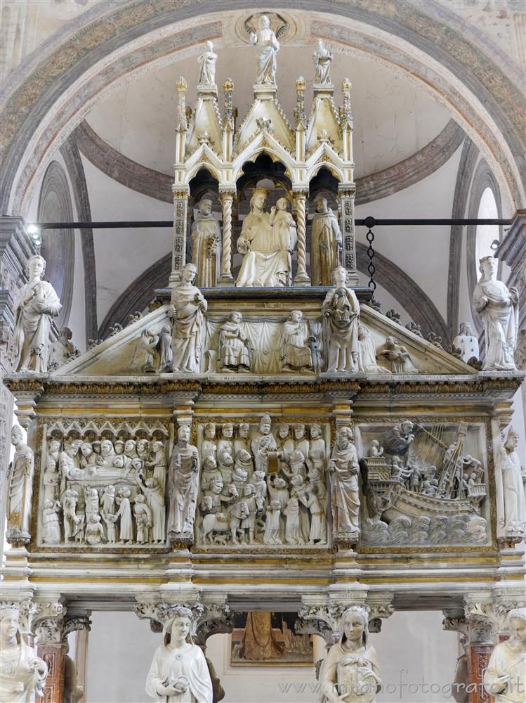 Milan (Italy) - Upper half of the back side of the sarcophagus of the Ark of Saint Peter Martyr in the Portinari Chapel